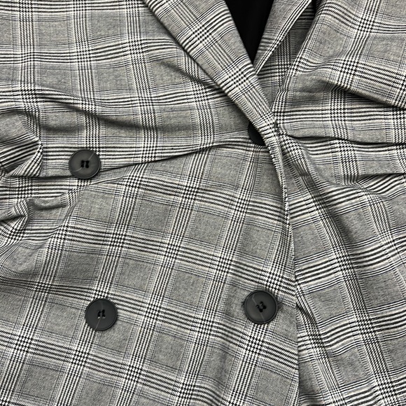 Zara Dress - Picture 2 of 3